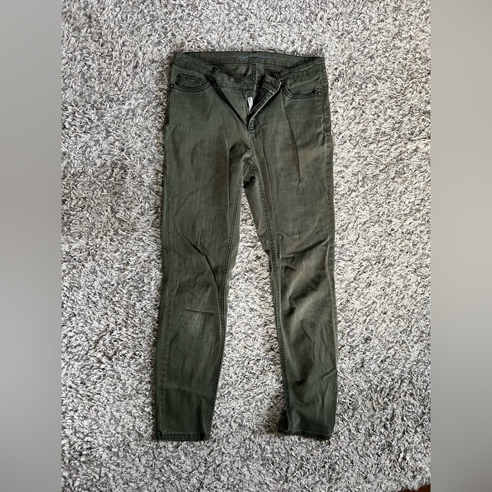 Army green Ruff Hewn jeans size 8 straight leg